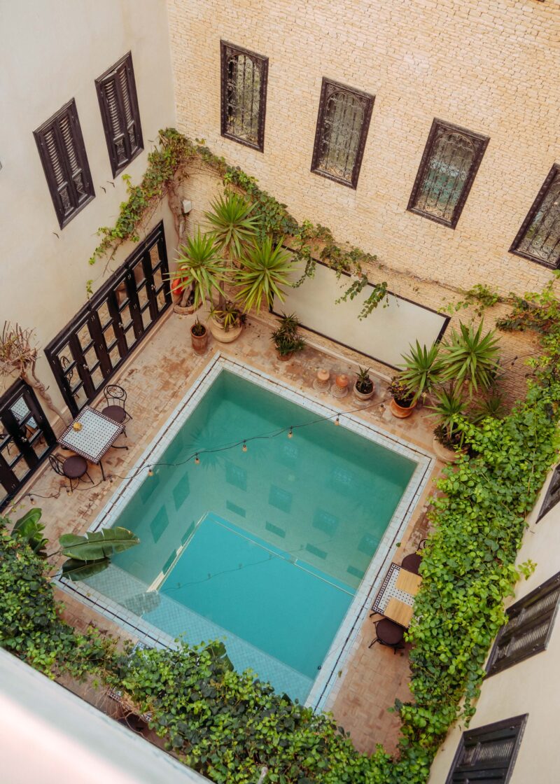 Resurface - SHARED TRIPLE ROOM   MALE